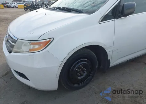 2013 Honda Odyssey Lx z USA, uszkodzony, nr VIN 5FNRL5H26DB082759
